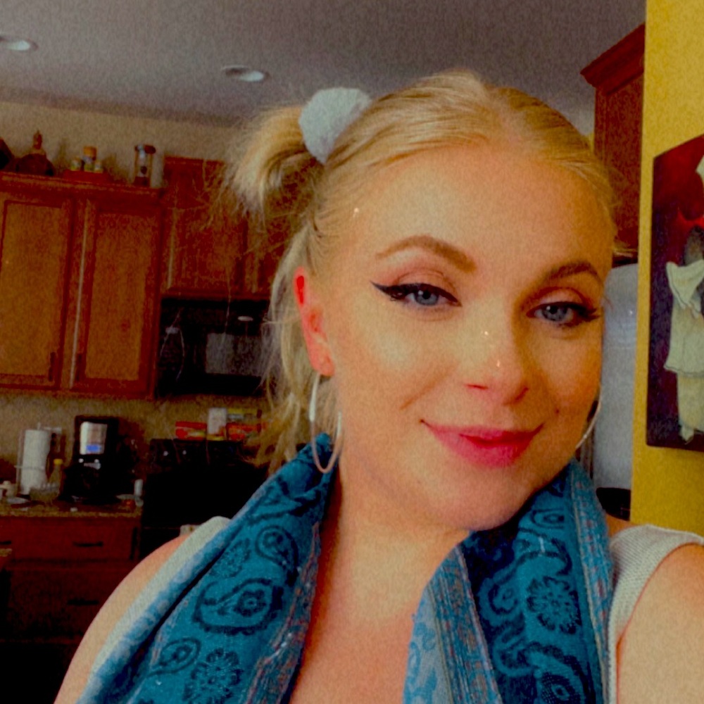 Meet your Posher, Natalie